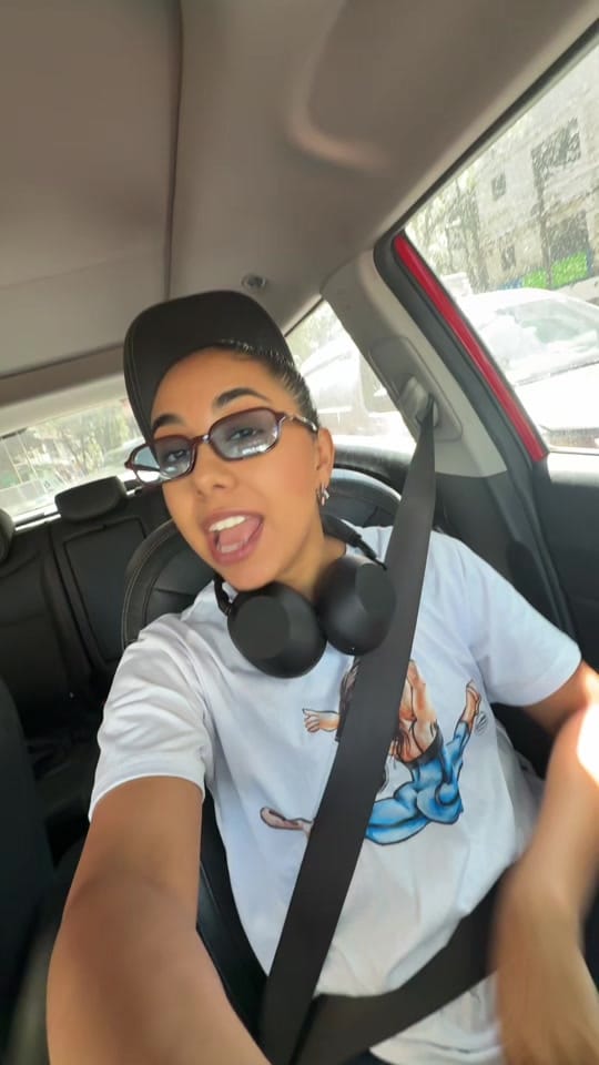 Post 3 by Flor Ac. on TikTok (video)