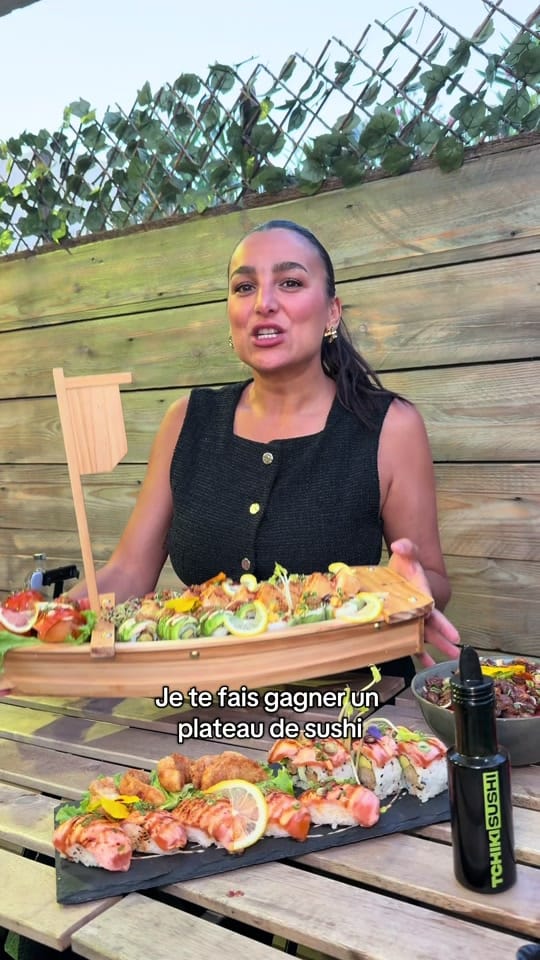 Post 2 by dounia_kmr on TikTok (video)