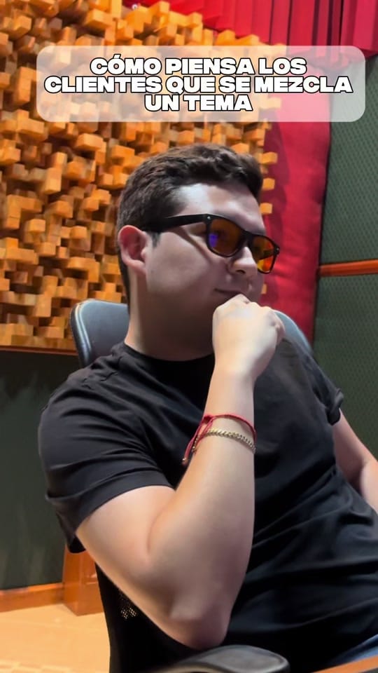 Post 6 by Estudio San Ángel on TikTok (video)