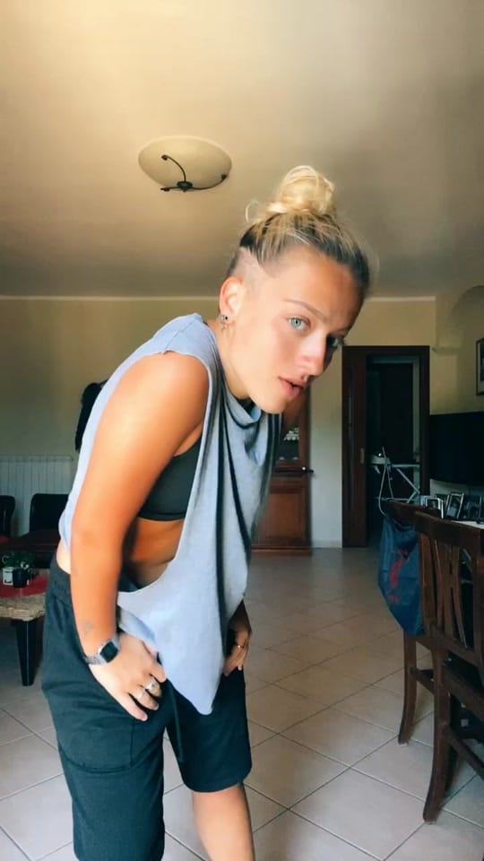 Post 10 by Eleonora Catini on TikTok (video)