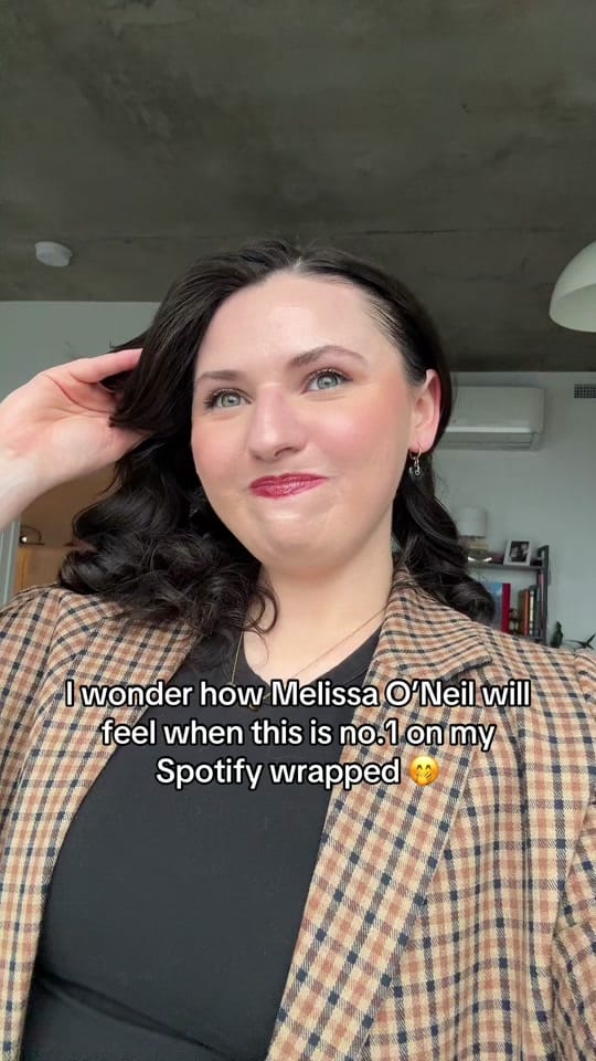 Post 4 by Frances Commins 🎐 ⸆⸉ on TikTok (video)