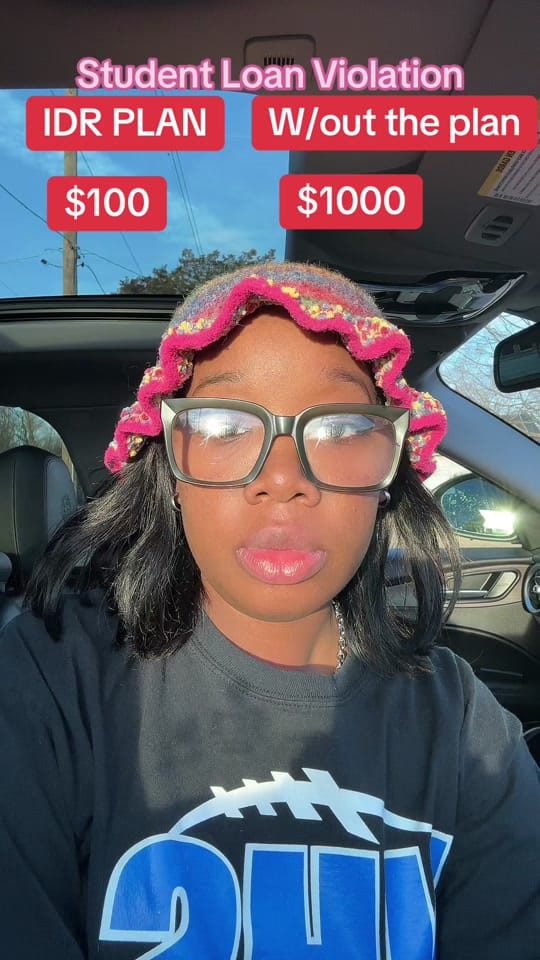 Post 6 by Paris Lorren on TikTok (video)