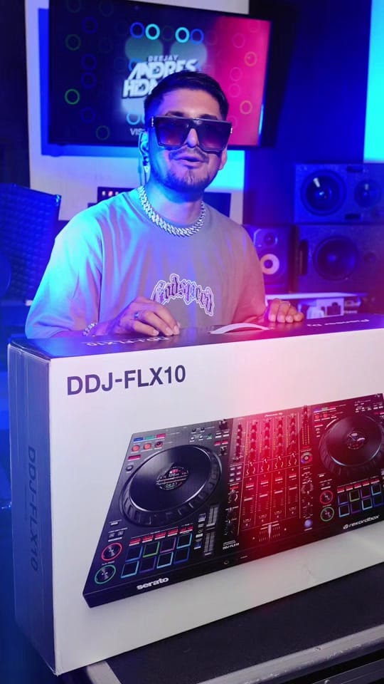 Post 6 by Dj Andres Hidalgo on TikTok (video)