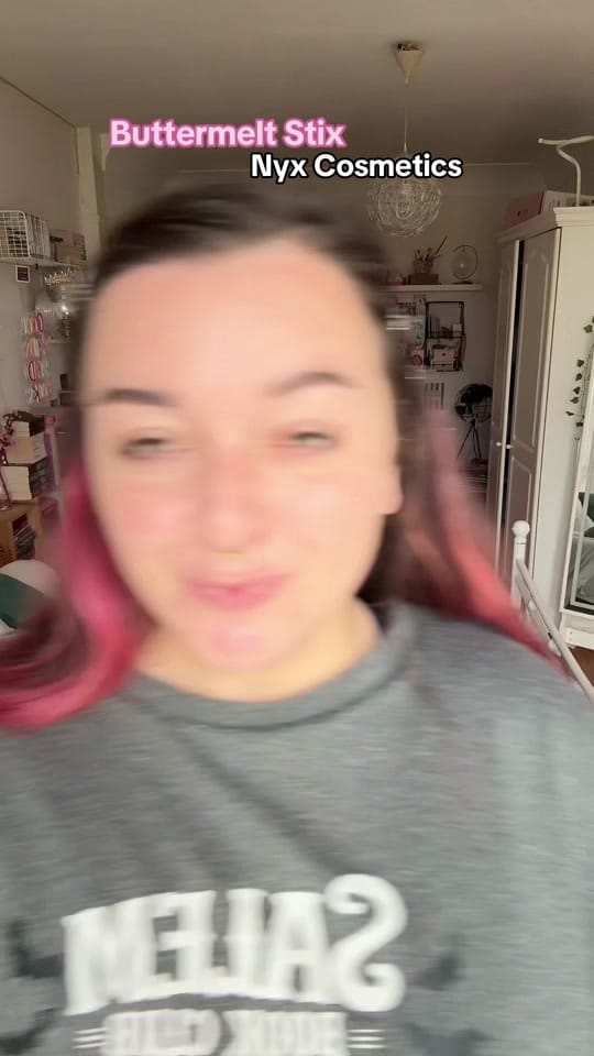 Post 3 by 𝕸𝖊́𝖌𝖆𝖓𝖊 ☾ || mua 🍓 💐🌺 on TikTok (video)