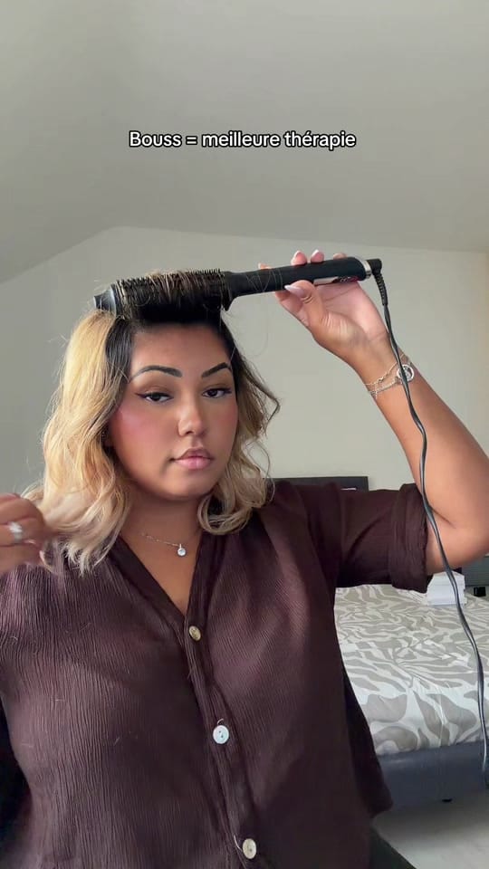 Post 3 by EVA DREAM PARIS | UGC on TikTok (video)