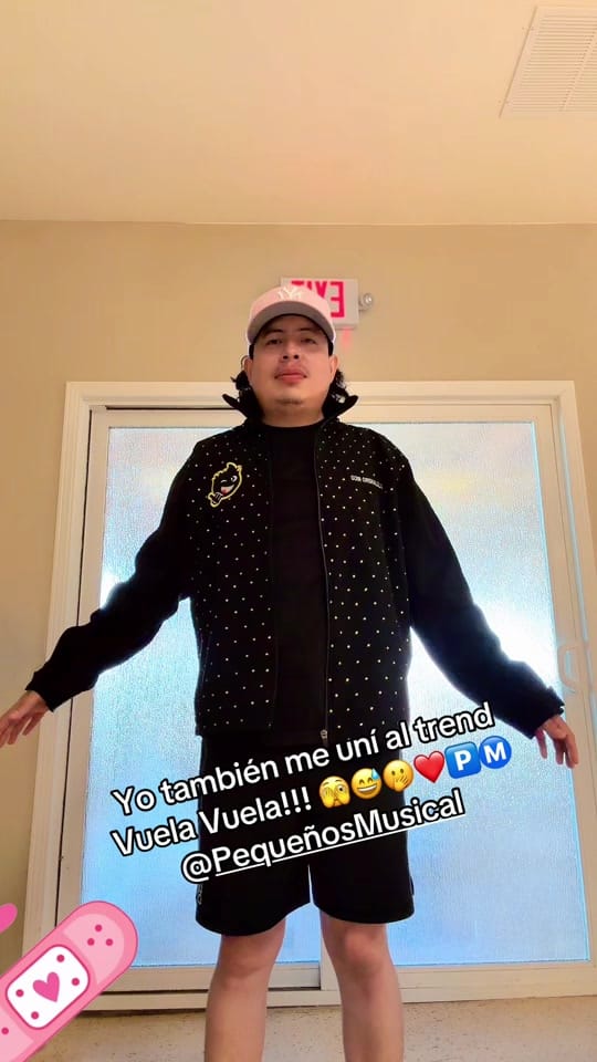 Post 6 by pequefan92 on TikTok (video)