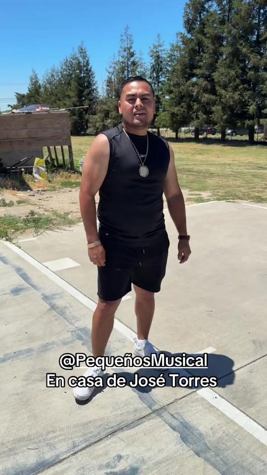 Post 4 by pequefan92 on TikTok (video)