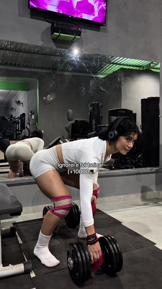 Post 2 by Cecilya Santana on TikTok (video)