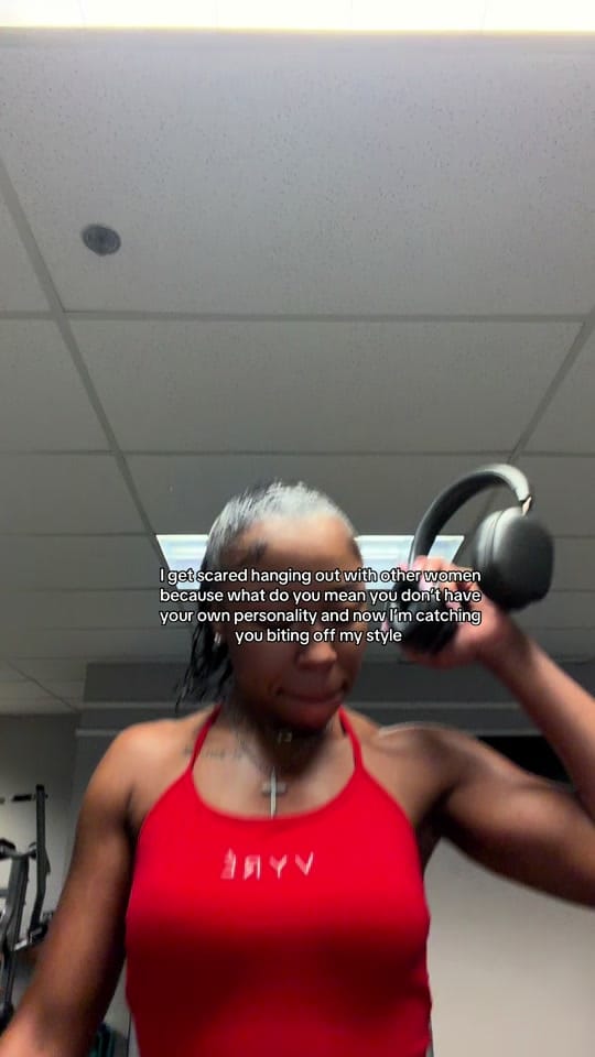 Post 3 by 𝒜𝐼♡ on TikTok (video)
