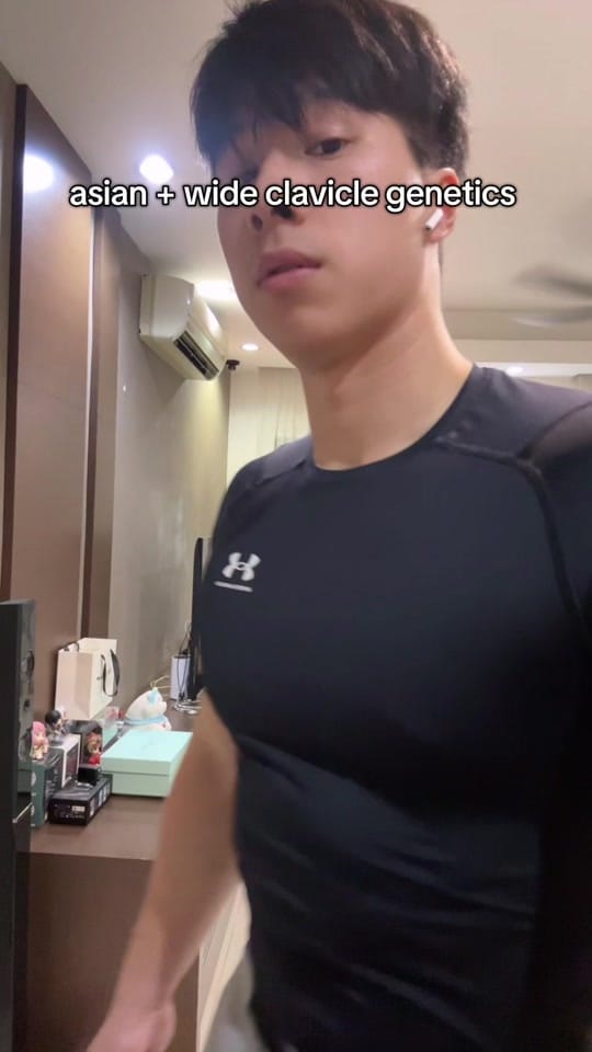 Post 10 by LEON on TikTok (video)