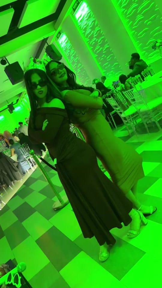Post 8 by Viva Red Carpet on TikTok (video)