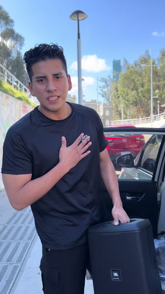 Post 1 by EK Music Store Bolivia 🇧🇴 on TikTok (video)
