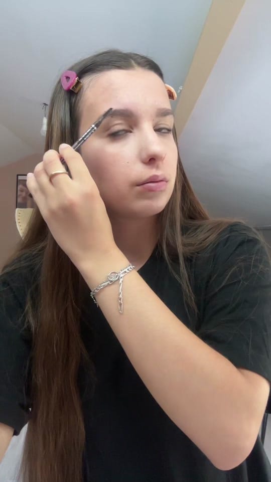 Post 6 by Elia 🌟 on TikTok (video)