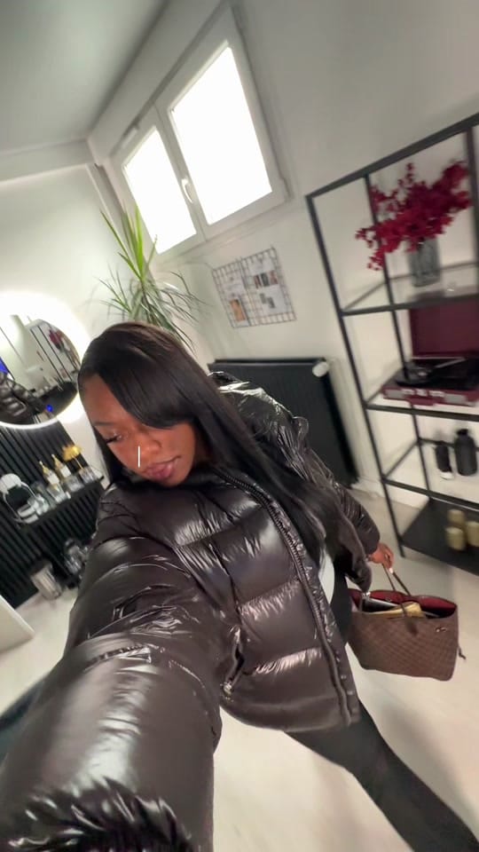Post 8 by DOLLYLASHESSTUDIO on TikTok (video)
