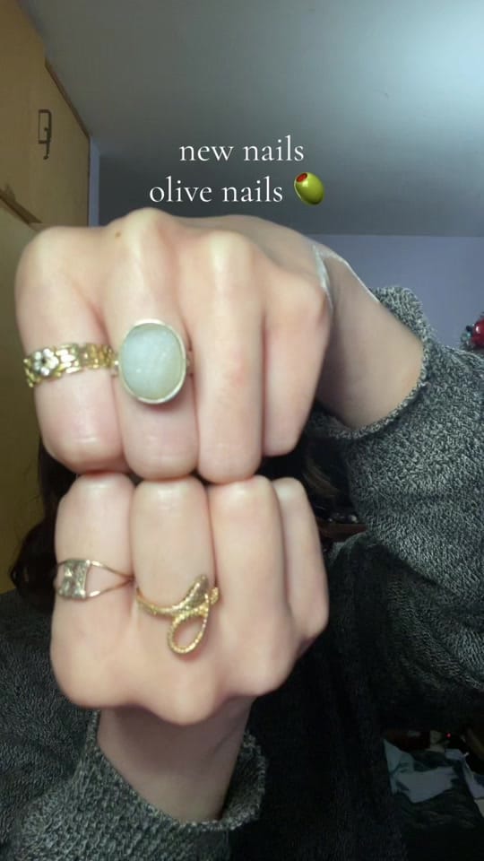 Post 10 by Regi on TikTok (video)