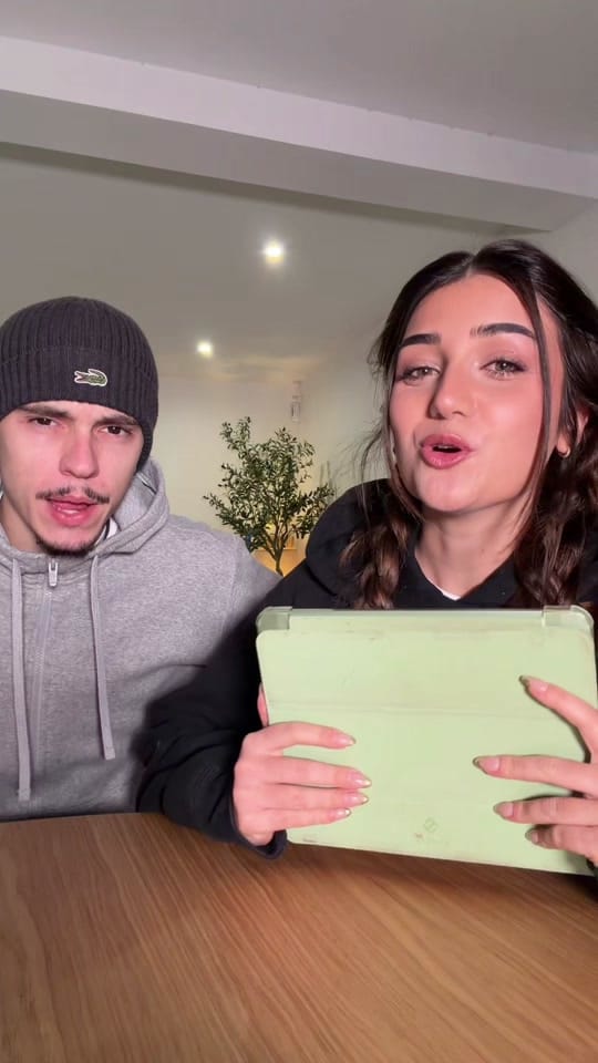 Post 9 by Emma on TikTok (video)