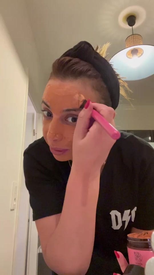 Post 9 by Sarra Sadfi on TikTok (video)