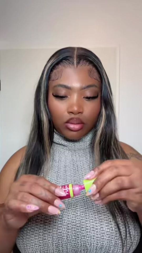 Post 8 by Emeraude | Beauty & Lifestyle on TikTok (video)