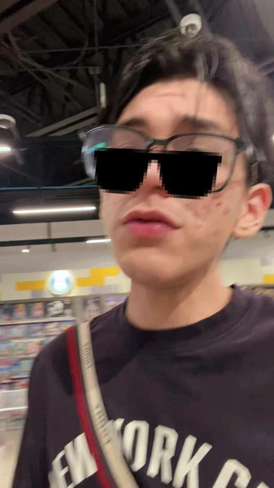Post 2 by _julescolector_ on TikTok (video)