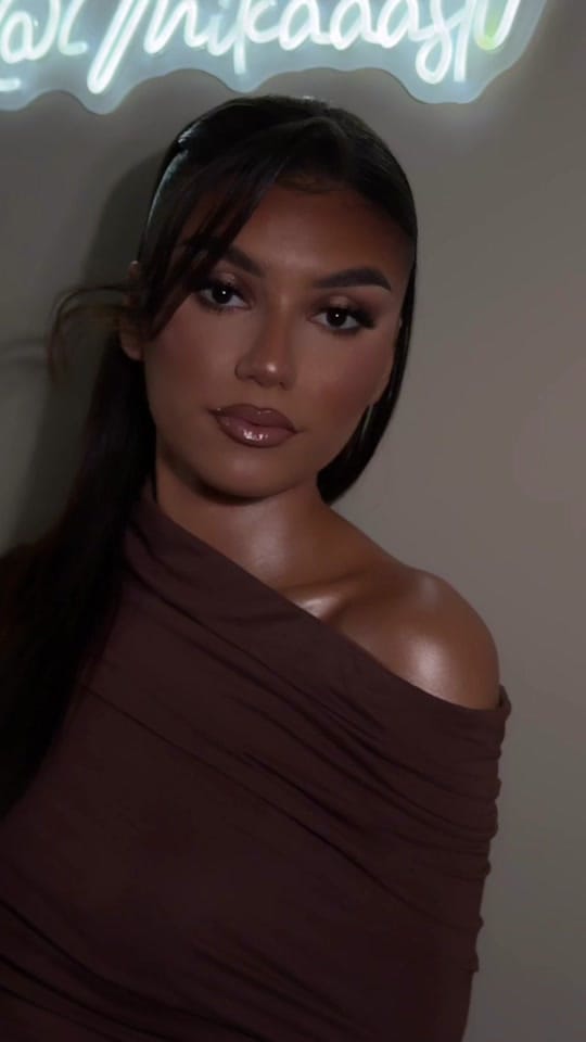 Post 6 by mikaaaslv on TikTok (video)