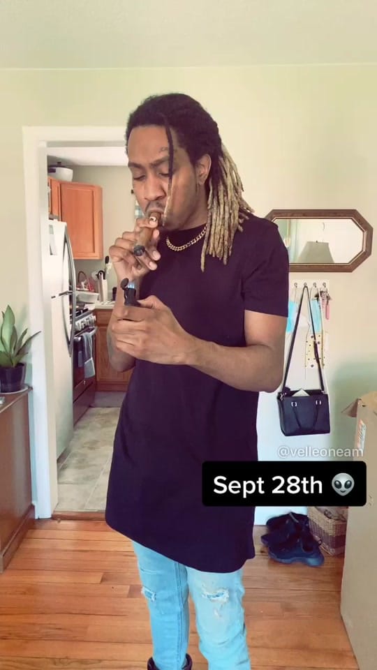 Post 6 by VEllEONE on TikTok (video)