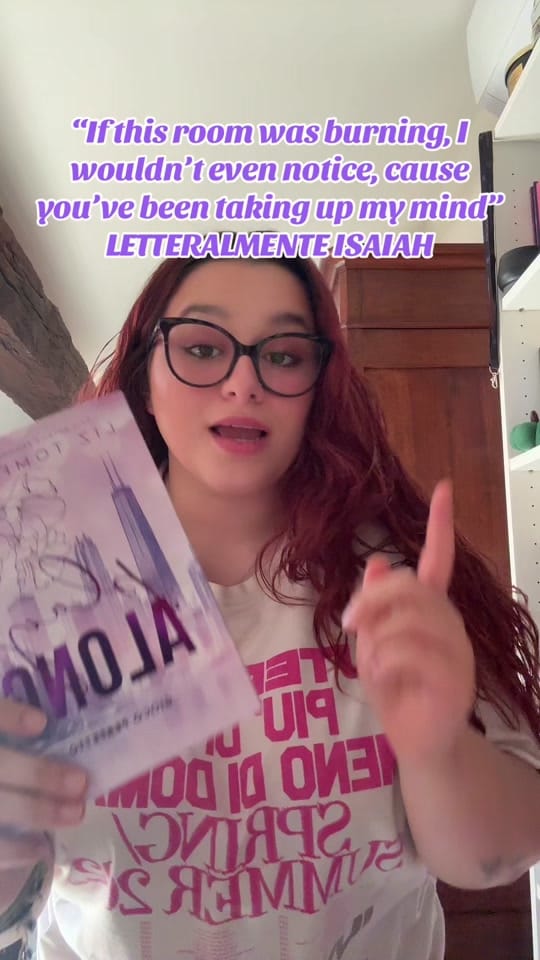 Post 5 by ele’sbooktok🕷️💋☕️ on TikTok (video)