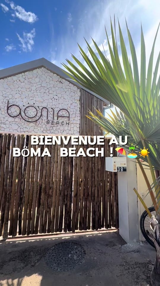 Post 10 by 100% Réunionnaise🇷🇪 on TikTok (video)