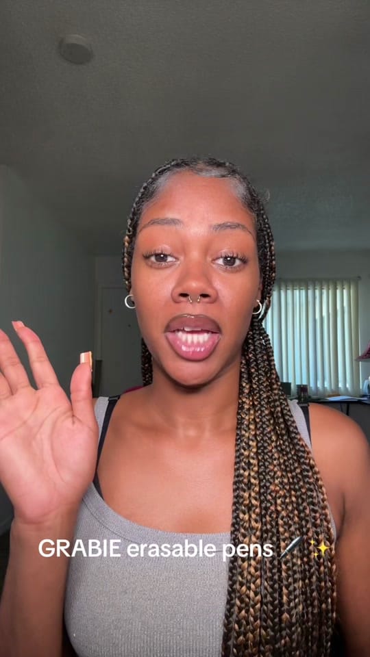 Post 10 by loiren🩷 on TikTok (video)