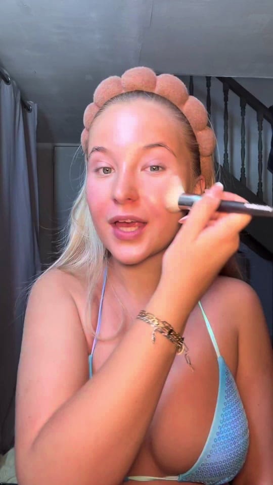 Post 8 by POLINA 🪆 on TikTok (video)