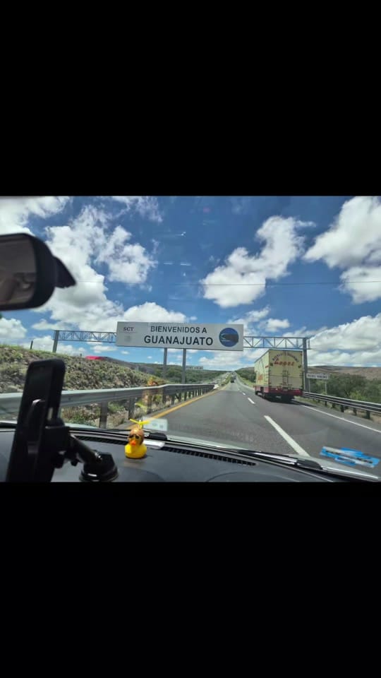 Post 6 by Cagapalos show on TikTok (video)