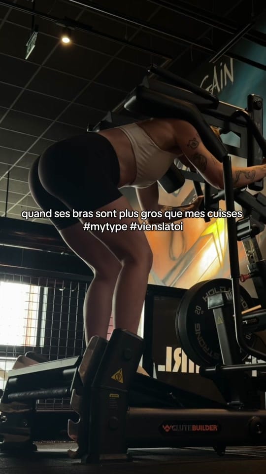 Post 2 by La fit blondasse on TikTok (video)