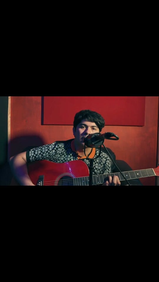 Post 10 by Carlitos Torres on TikTok (video)