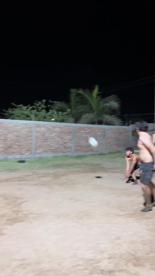 Post 1 by Carlitos Torres on TikTok (video)