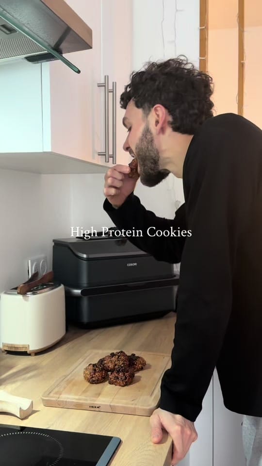 Post 10 by Tom on TikTok (video)