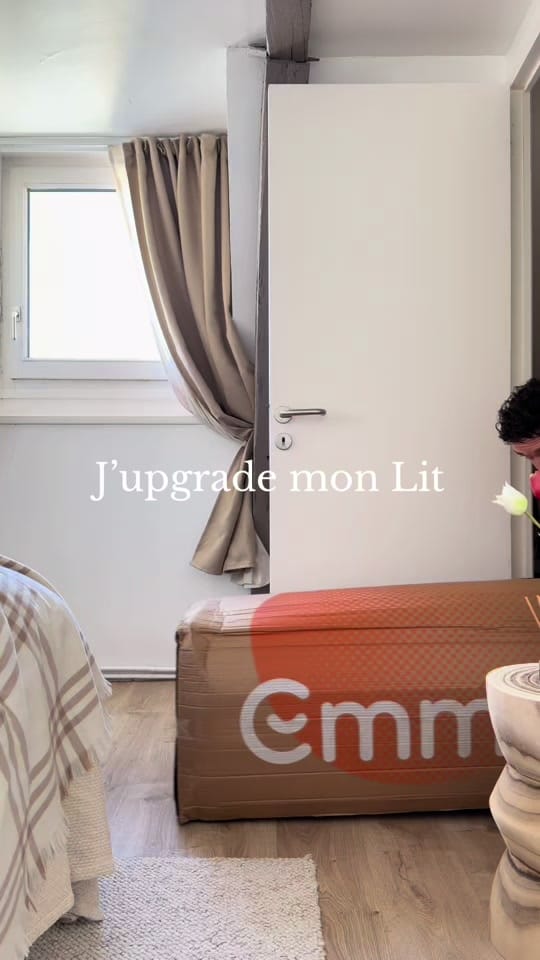 Post 7 by Tom on TikTok (video)