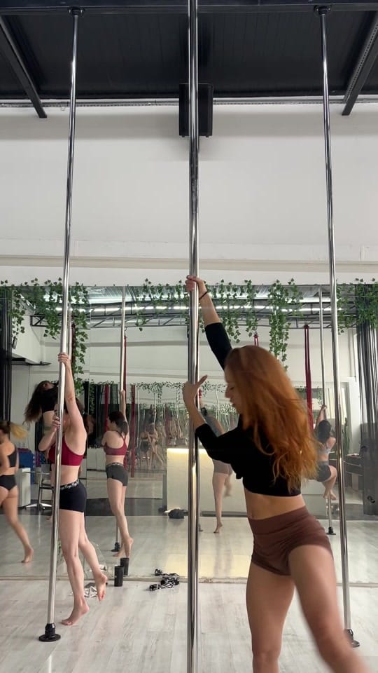 Post 5 by Beta 🦊 on TikTok (video)