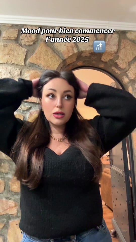 Post 2 by Lou on TikTok (video)