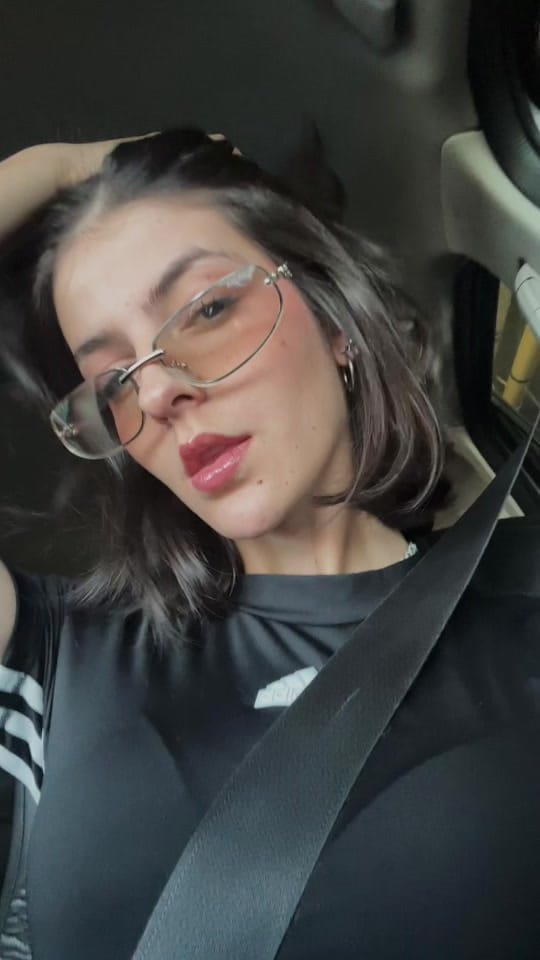 Post 5 by Sara Vélez on TikTok (video)