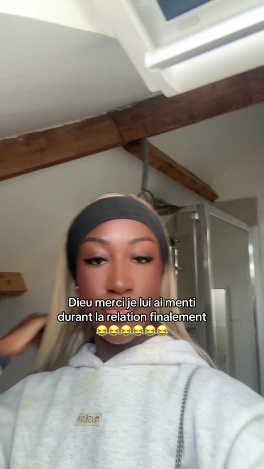 Post 3 by 𝐿𝑖𝑙𝑖𝑎 on TikTok (video)