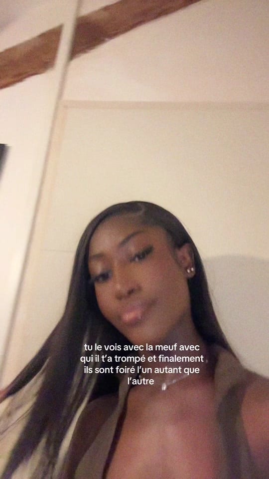 Post 1 by 𝐿𝑖𝑙𝑖𝑎 on TikTok (video)