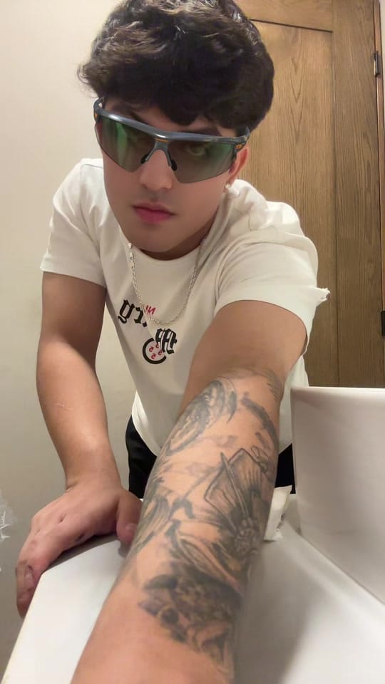 Post 7 by CarlosJasso on TikTok (video)