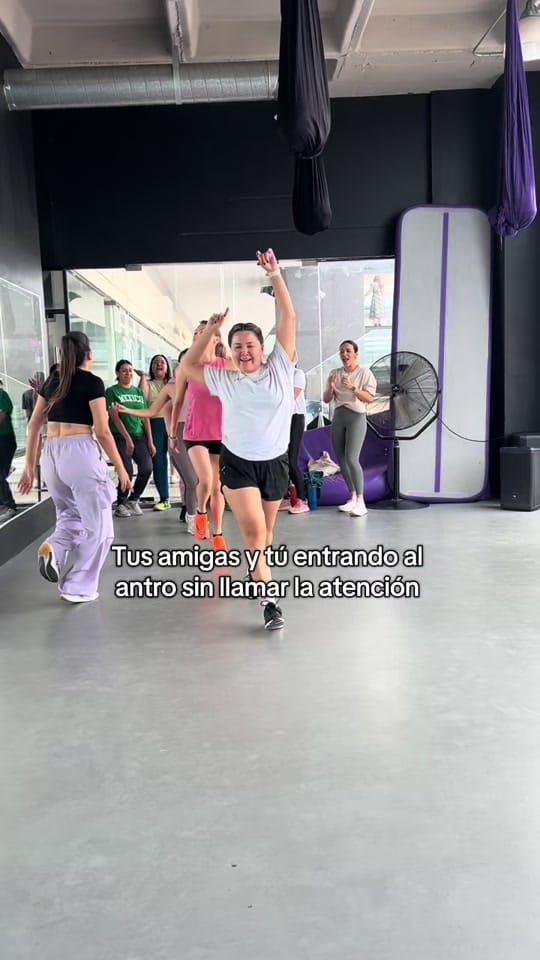 Post 5 by Reggeafit on TikTok (video)