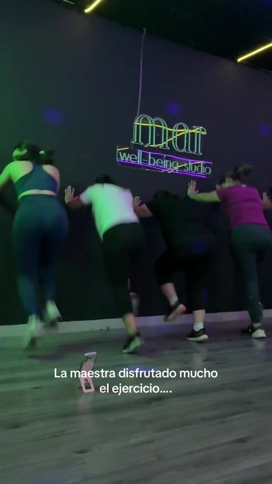 Post 7 by Reggeafit on TikTok (video)