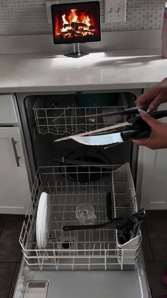 Post 5 by Brittany🌹|WFH Mom 💻 on TikTok (video)