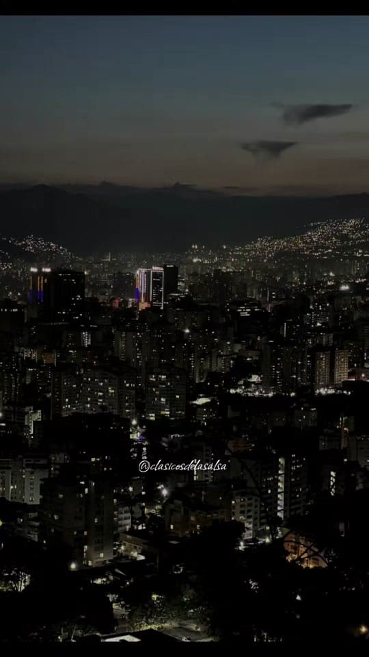 Post 2 by Clásicos de Salsa J.R. on TikTok (video)
