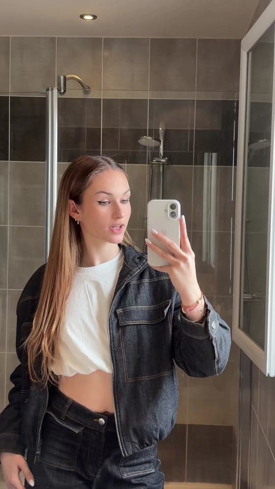 Post 10 by Carla.gyt on TikTok (video)