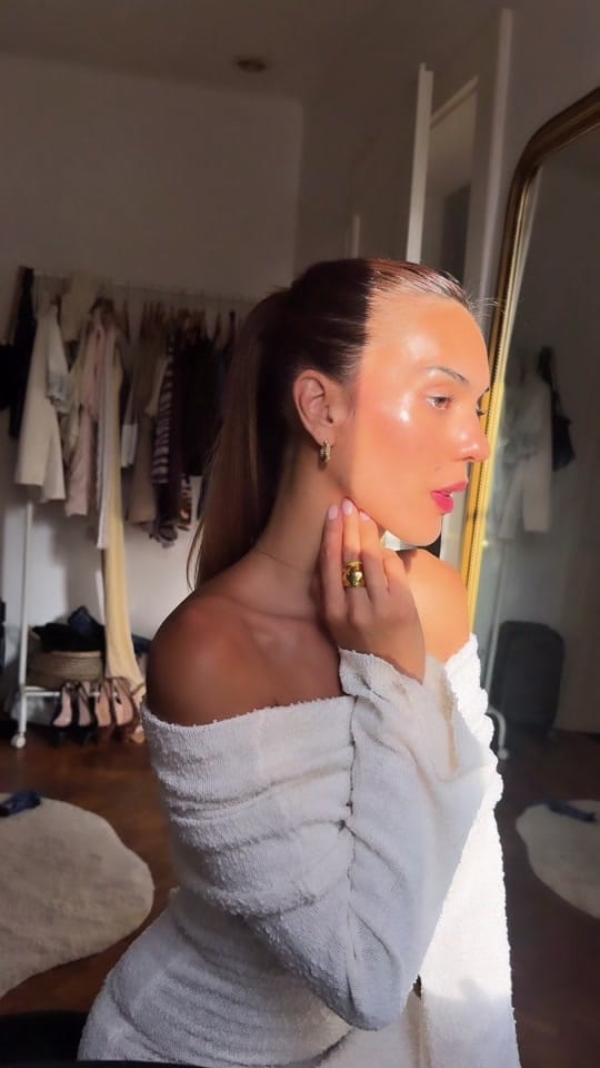 Post 2 by l_aura_m_ on TikTok (video)