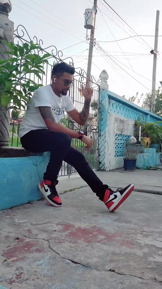 Post 9 by 🫶😎𝟏𝐄𝐦𝐦𝐚𝐧𝐮𝐞𝐥🦂 on TikTok (video)