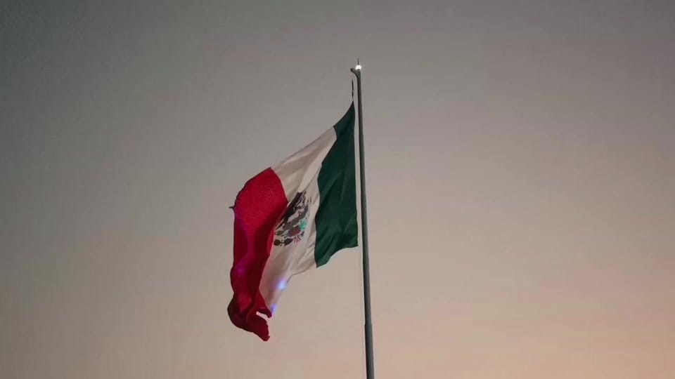Post 2 by Estephany Reyes on TikTok (video)