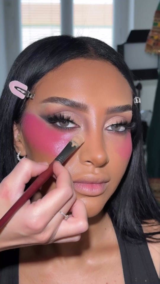 Post 8 by Kh_makeeup on TikTok (video)
